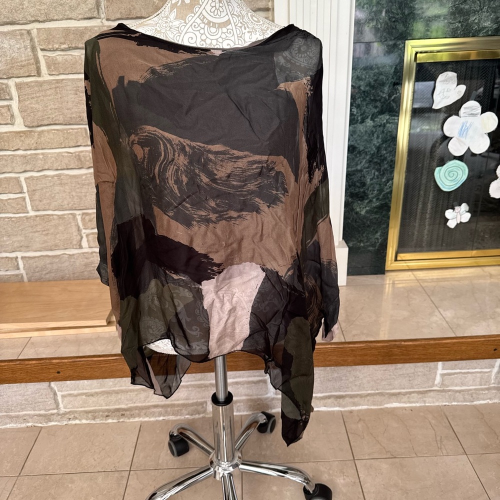 Tempo Paris Tissue layer blouse Size S/M